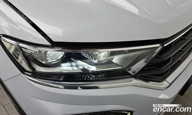 Volkswagen T-Roc 2021 2.0 автомат (гидро), миниатюра 8 Volkswagen T-Roc 2021 2.0 автомат (гидро), миниатюра 8