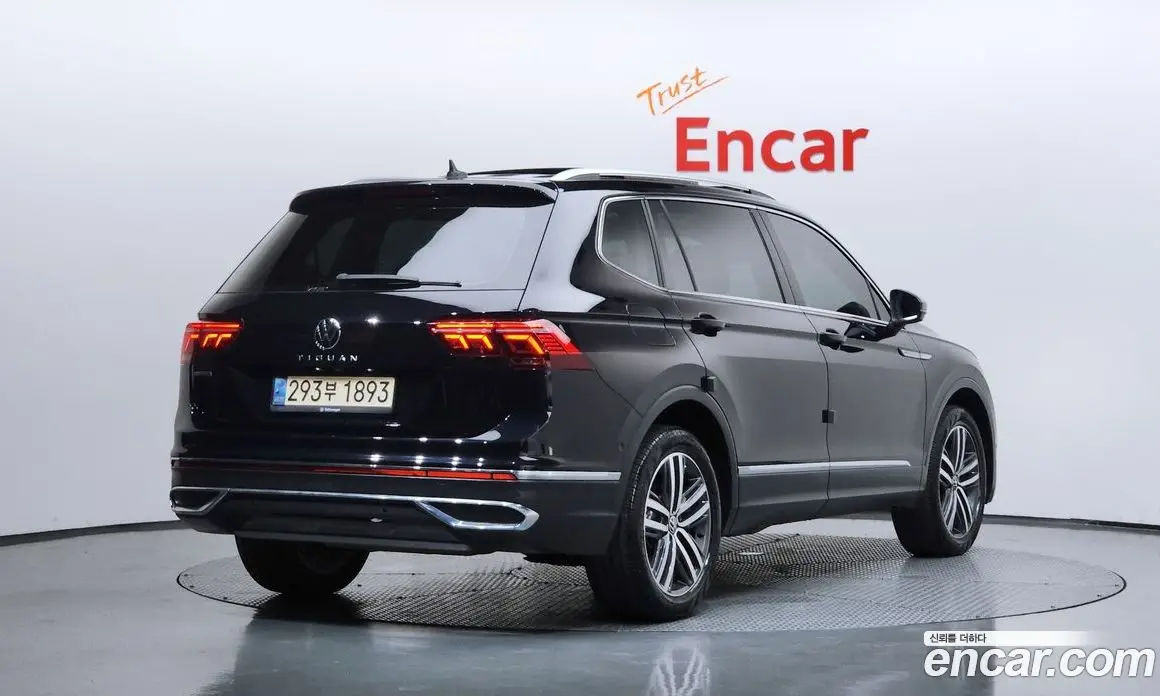 Volkswagen Tiguan 2022 2.0 автомат (гидро), фото 2 Volkswagen Tiguan 2022 2.0 автомат (гидро), фото 2
