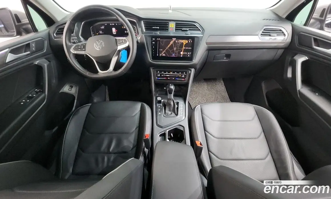 Volkswagen Tiguan 2022 2.0 автомат (гидро), фото 10 Volkswagen Tiguan 2022 2.0 автомат (гидро), фото 10