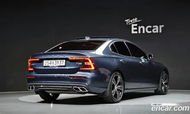 Volvo S60 2019 2.0 автомат (гидро), миниатюра 2 Volvo S60 2019 2.0 автомат (гидро), миниатюра 2
