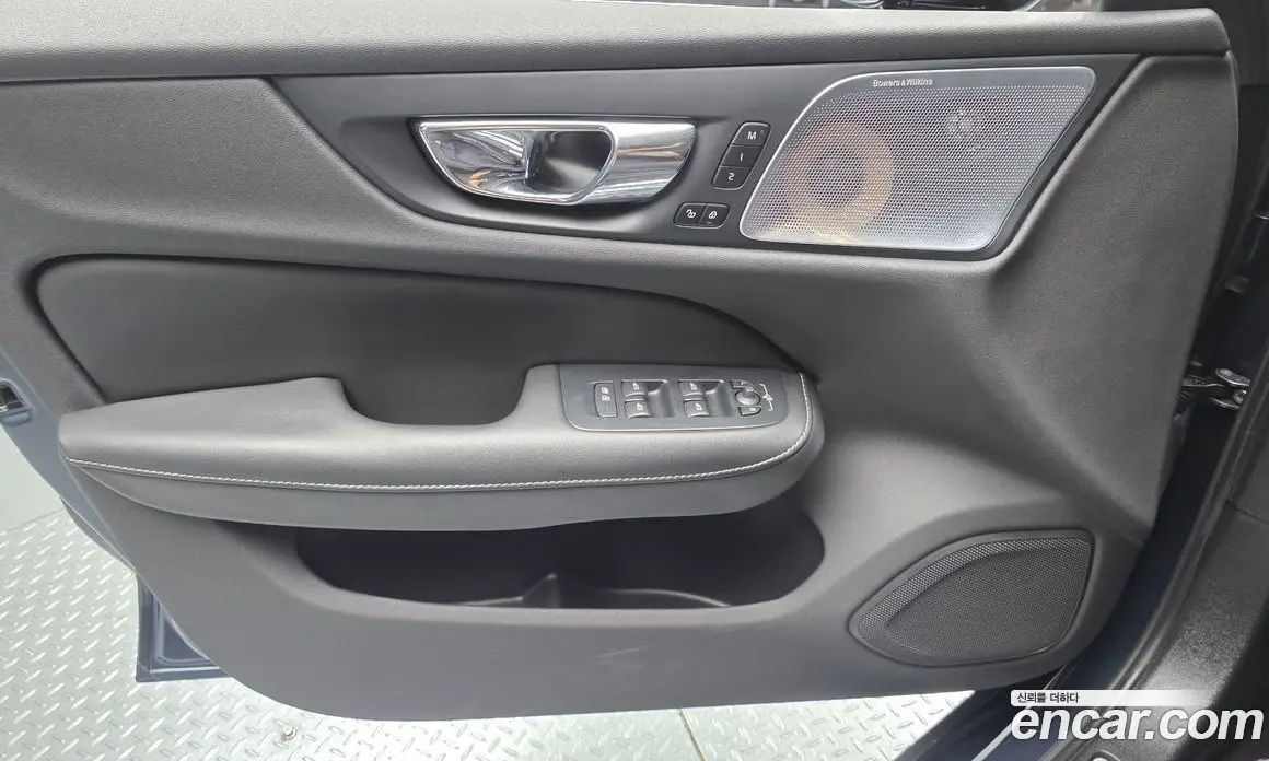 Volvo S60 2019 2.0 автомат (гидро), фото 14 Volvo S60 2019 2.0 автомат (гидро), фото 14