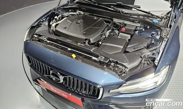 Volvo S60 2019 2.0 автомат (гидро), миниатюра 6 Volvo S60 2019 2.0 автомат (гидро), миниатюра 6
