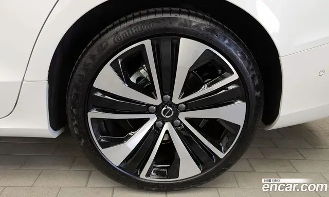 Volvo S60 2023 2.0 автомат (гидро), миниатюра 7 Volvo S60 2023 2.0 автомат (гидро), миниатюра 7