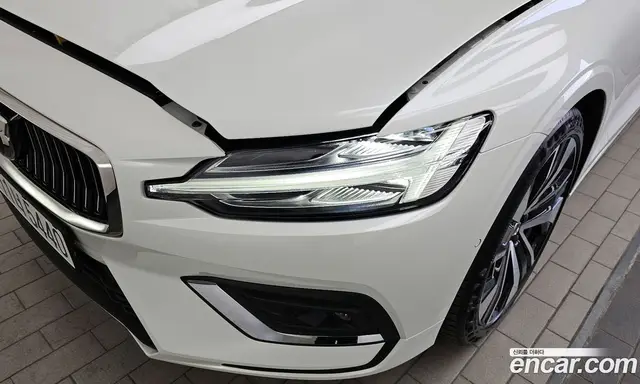 Volvo S60 2023 2.0 автомат (гидро), миниатюра 8 Volvo S60 2023 2.0 автомат (гидро), миниатюра 8