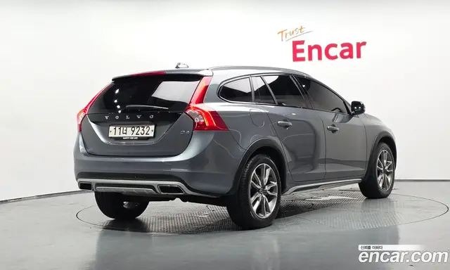 Volvo V60, 2018, 142 502 км