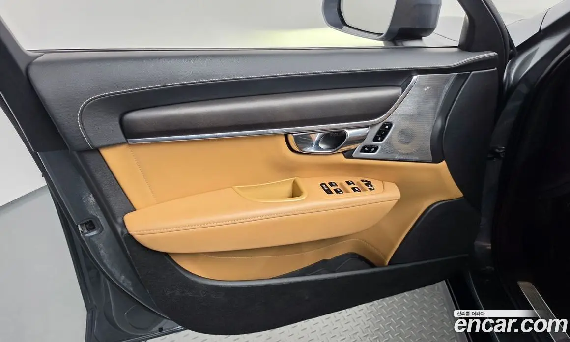 Volvo V90 2018 2.0 автомат (гидро), фото 13 Volvo V90 2018 2.0 автомат (гидро), фото 13