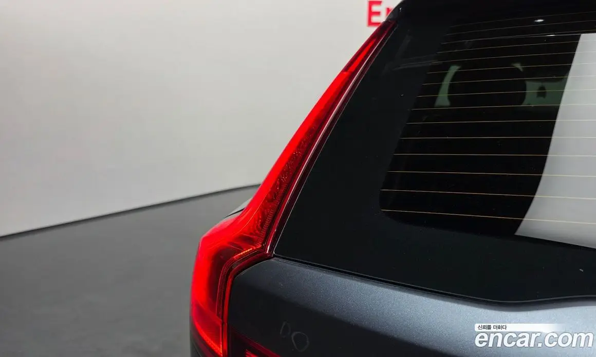 Volvo V90 2018 2.0 автомат (гидро), фото 8 Volvo V90 2018 2.0 автомат (гидро), фото 8