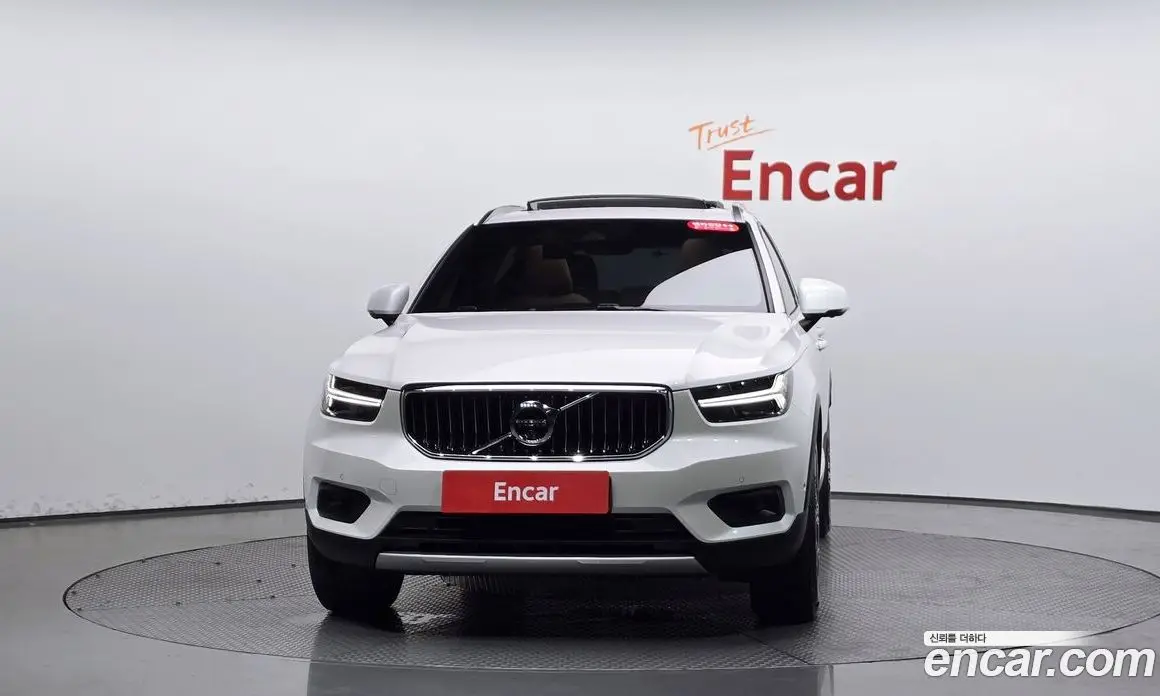 Volvo XC40 2022 2.0 автомат (гидро), фото 2 Volvo XC40 2022 2.0 автомат (гидро), фото 2