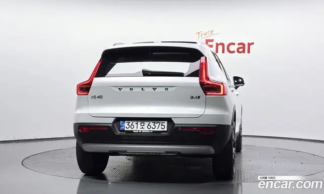 Volvo XC40 2022 2.0 автомат (гидро), миниатюра 3 Volvo XC40 2022 2.0 автомат (гидро), миниатюра 3