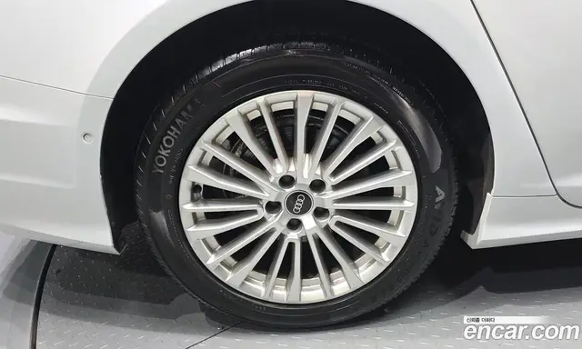 Audi A6 2021 2.0 автомат (гидро), миниатюра 5