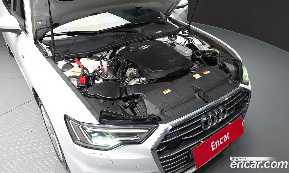 Audi A6 2021 2.0 автомат (гидро), фото 6