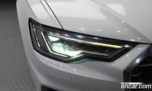 Audi A6 2021 2.0 автомат (гидро), миниатюра 8
