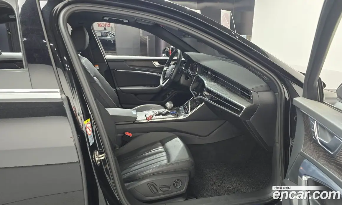 Audi A6 2021 2.0 автомат (гидро), фото 15
