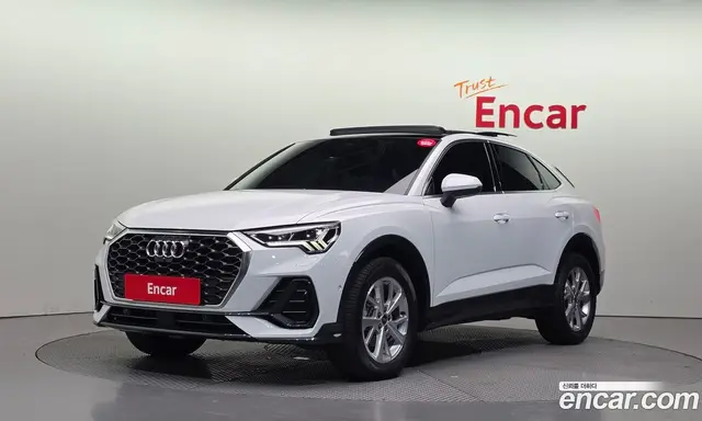 Audi Q3, 2023, 32 293 км