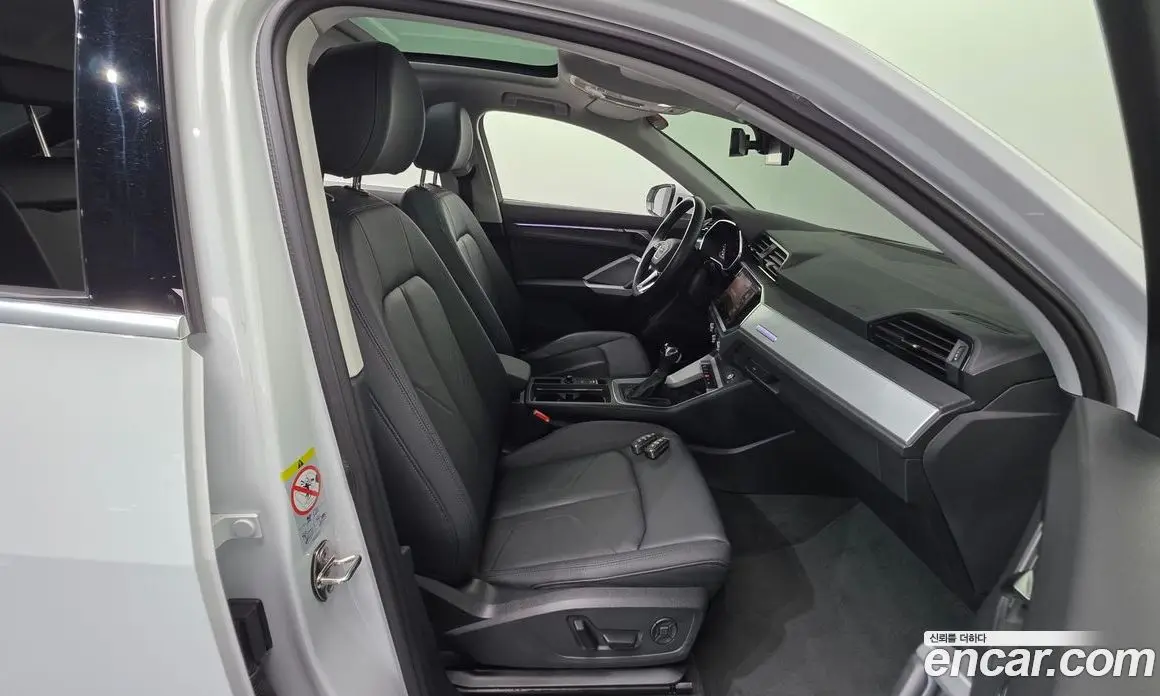 Audi Q3 2023 2.0 автомат (гидро), фото 16
