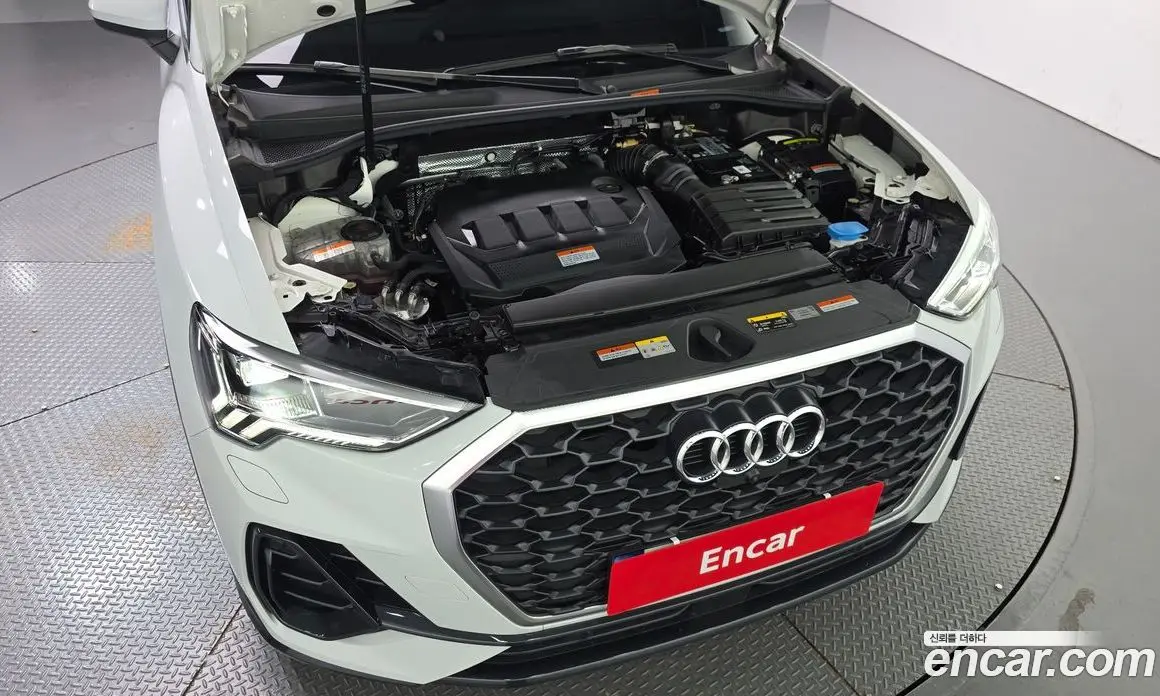 Audi Q3 2023 2.0 автомат (гидро), фото 6