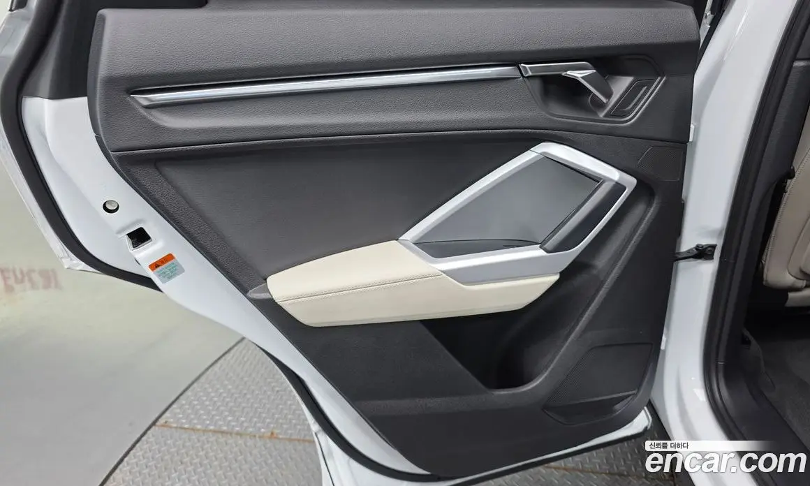 Audi Q3 2023 2.0 автомат (гидро), фото 15 Audi Q3 2023 2.0 автомат (гидро), фото 15