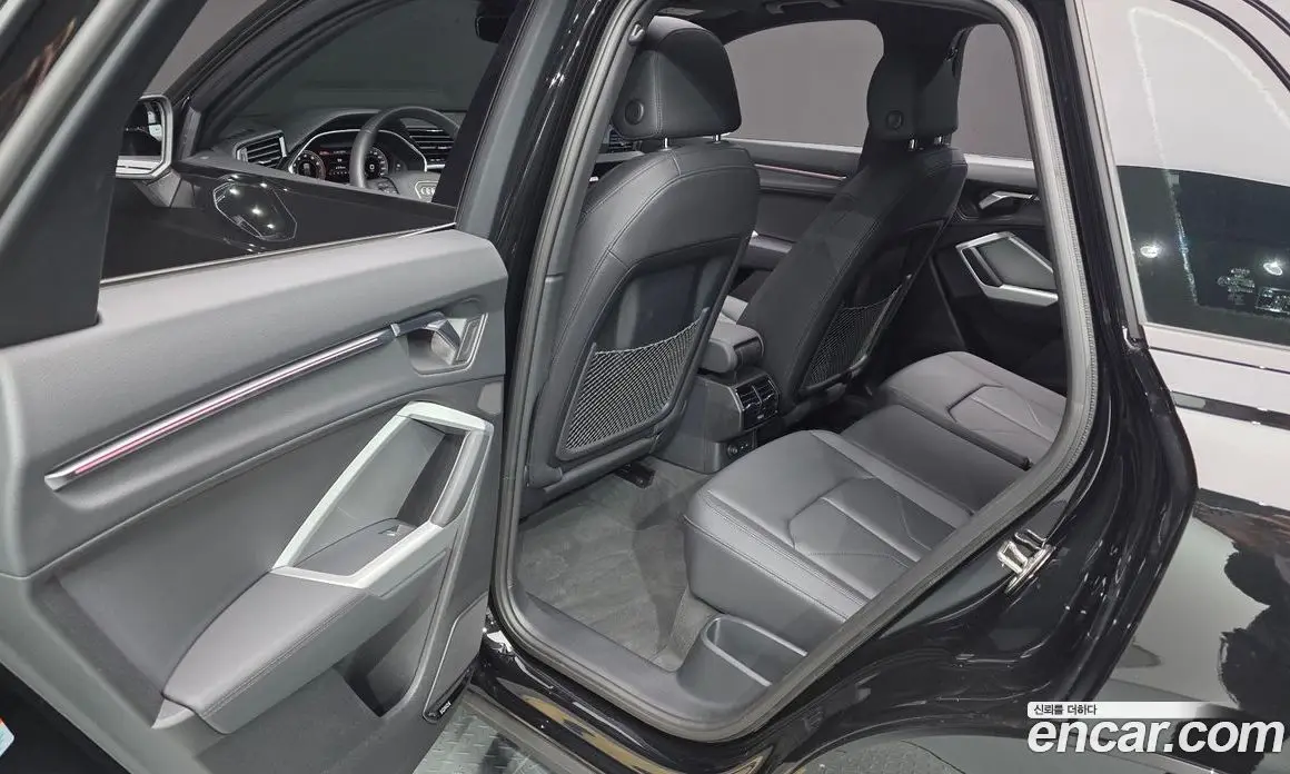 Audi Q3 2025 2.0 автомат (гидро), фото 18