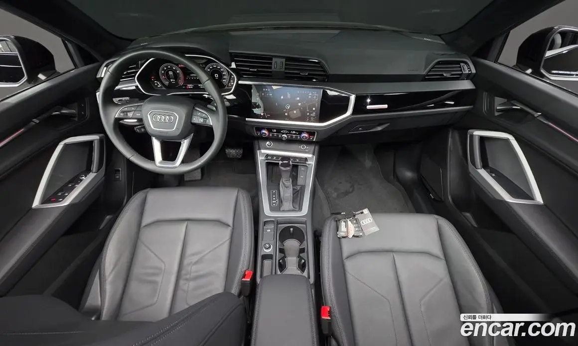 Audi Q3 2025 2.0 автомат (гидро), фото 10