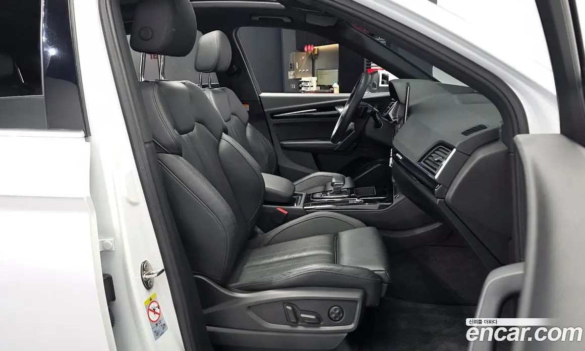 Audi Q5 2021 2.0 автомат (гидро), фото 17