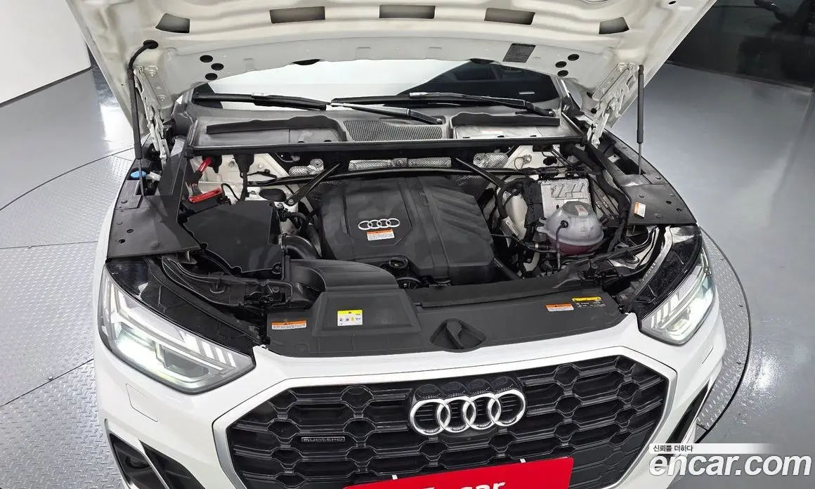 Audi Q5 2021 2.0 автомат (гидро), фото 6