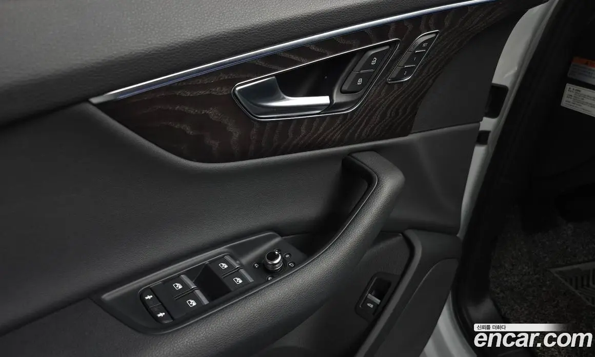 Audi Q7 2021 3.0 автомат (гидро), фото 13
