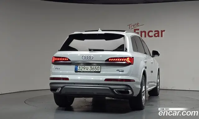 Audi Q7 2021 3.0 автомат (гидро), миниатюра 3