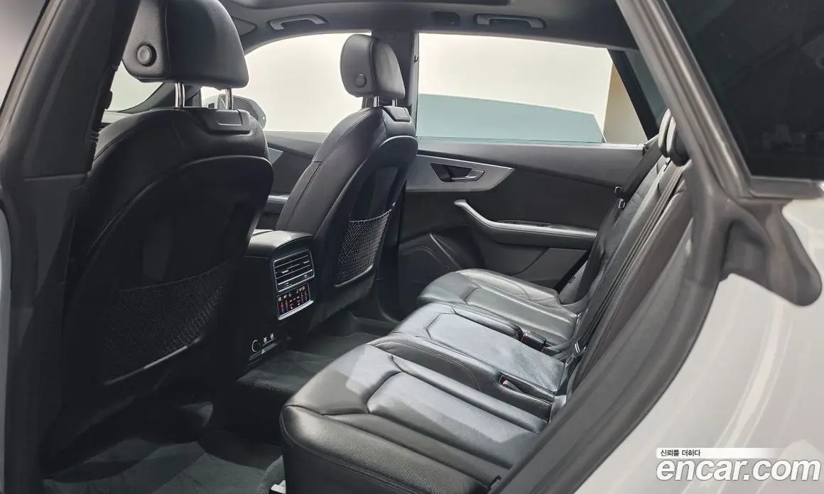 Audi Q8 2020 3.0 автомат (гидро), фото 17 Audi Q8 2020 3.0 автомат (гидро), фото 17