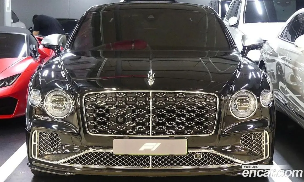 Bentley Flying Spur 2025 4.0 автомат (гидро), фото 3