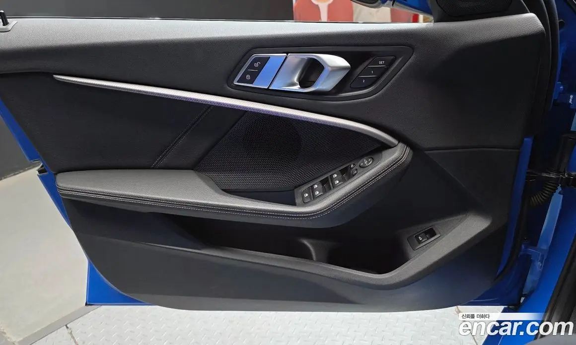 BMW 1 серия 2022 2.0 автомат (гидро), фото 14