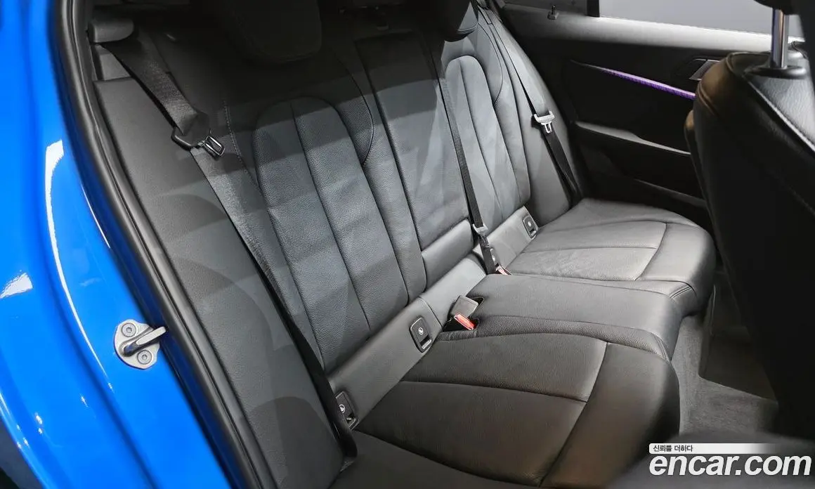 BMW 1 серия 2022 2.0 автомат (гидро), фото 17