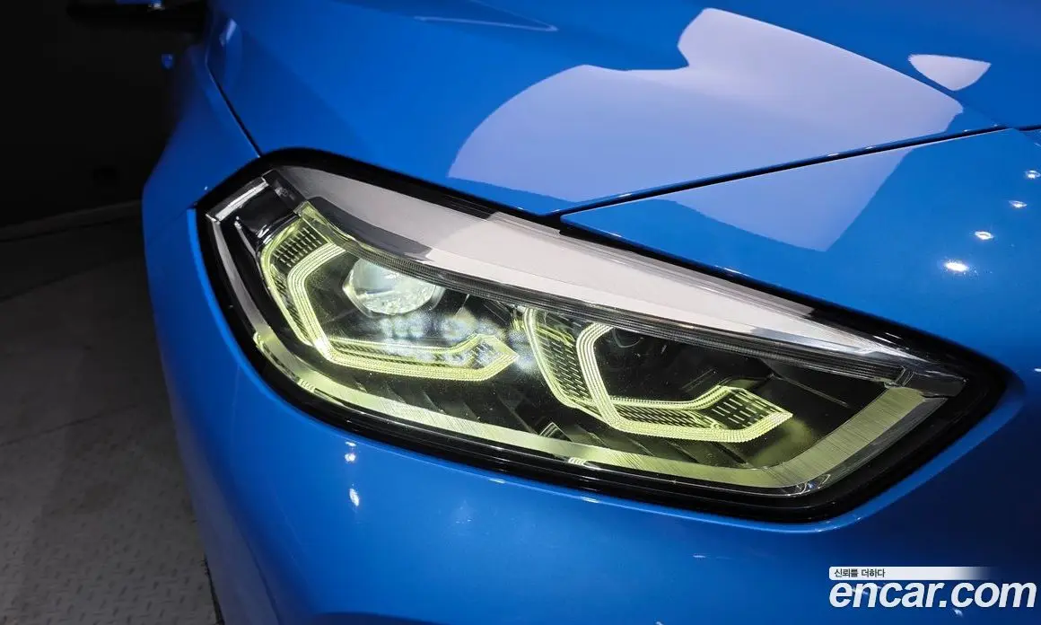 BMW 1 серия 2022 2.0 автомат (гидро), фото 8