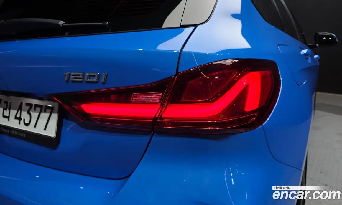 BMW 1 серия 2022 2.0 автомат (гидро), фото 9