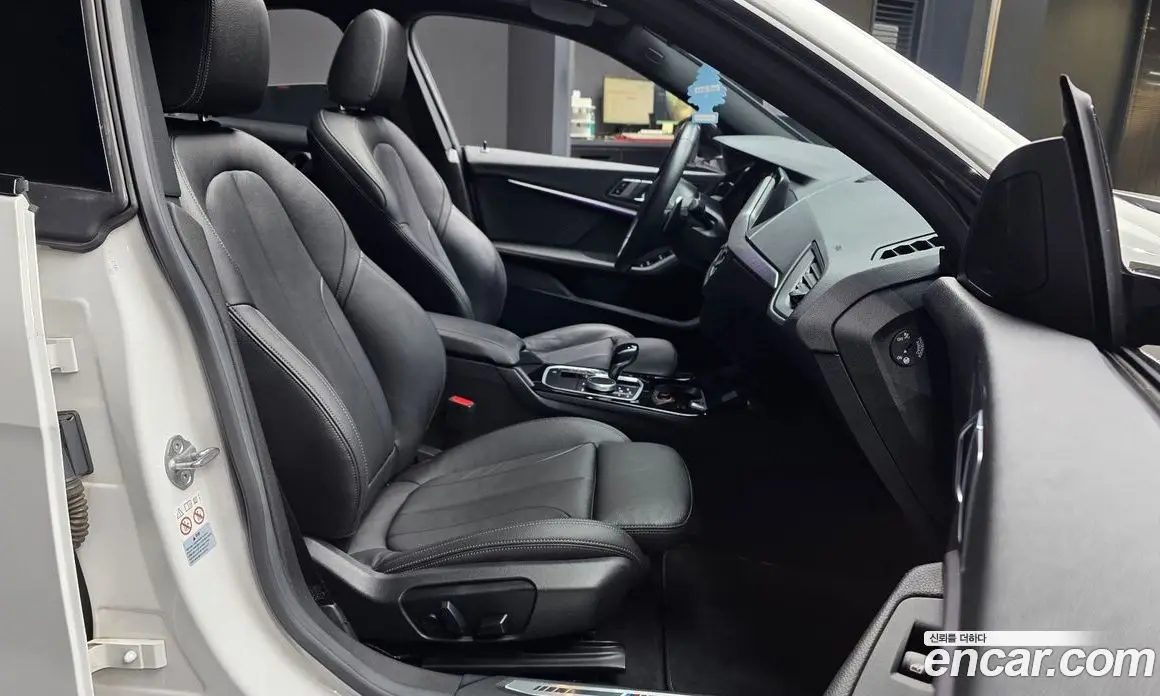 BMW 2 серия 2022 2.0 автомат (гидро), фото 17