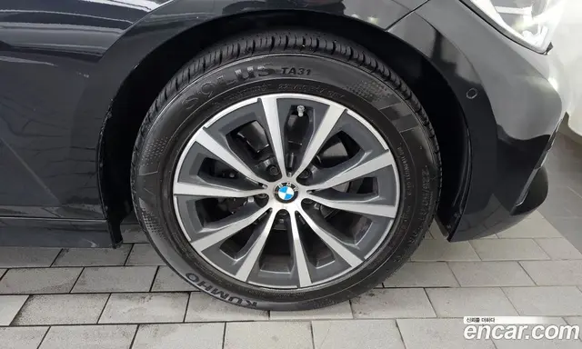 BMW 3 серия 2022 2.0 автомат (гидро), миниатюра 7 BMW 3 серия 2022 2.0 автомат (гидро), миниатюра 7