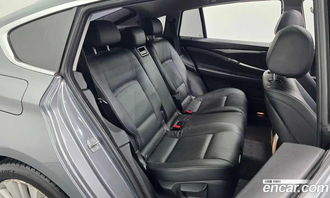 BMW 5 серия 2013 2.0 автомат (гидро), фото 16 BMW 5 серия 2013 2.0 автомат (гидро), фото 16