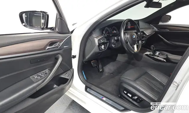 BMW 5 серия 2017 2.0 автомат (гидро), миниатюра 12