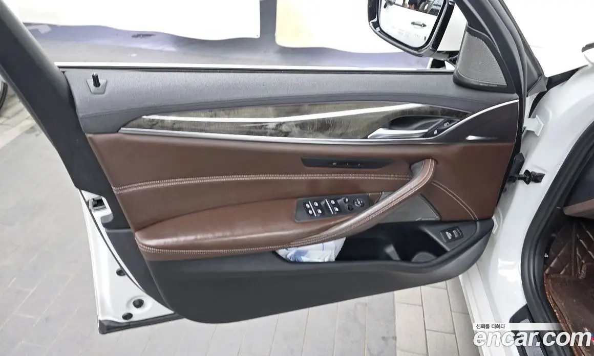 BMW 5 серия 2018 3.0 автомат (гидро), фото 14