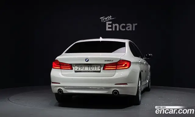 BMW 5 серия 2018 3.0 автомат (гидро), миниатюра 4