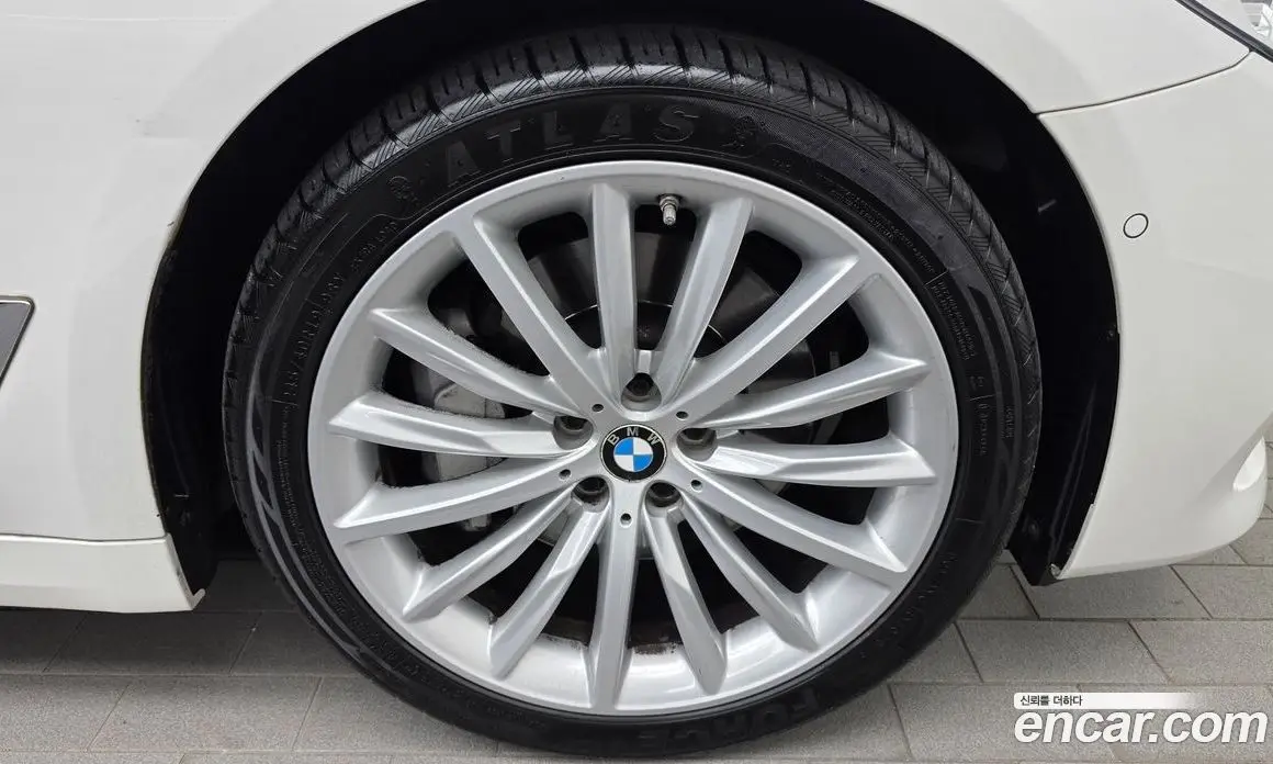 BMW 5 серия 2018 3.0 автомат (гидро), фото 7
