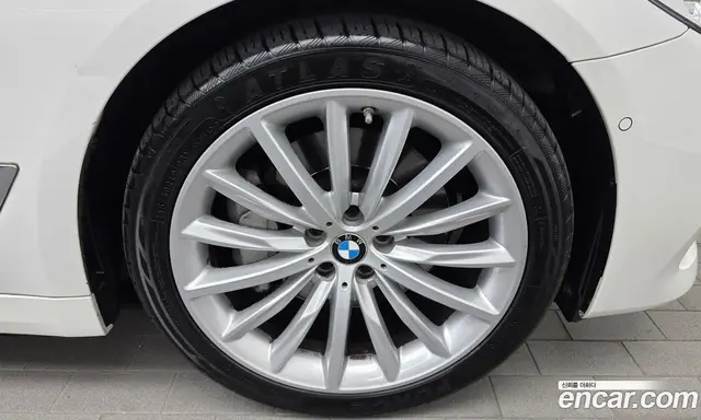 BMW 5 серия 2018 3.0 автомат (гидро), миниатюра 7