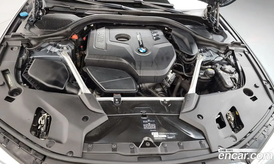 BMW 5 серия 2019 2.0 автомат (гидро), фото 6