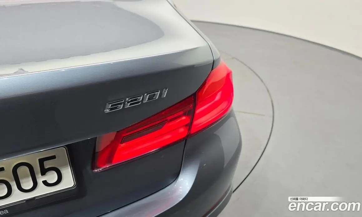 BMW 5 серия 2019 2.0 автомат (гидро), фото 9