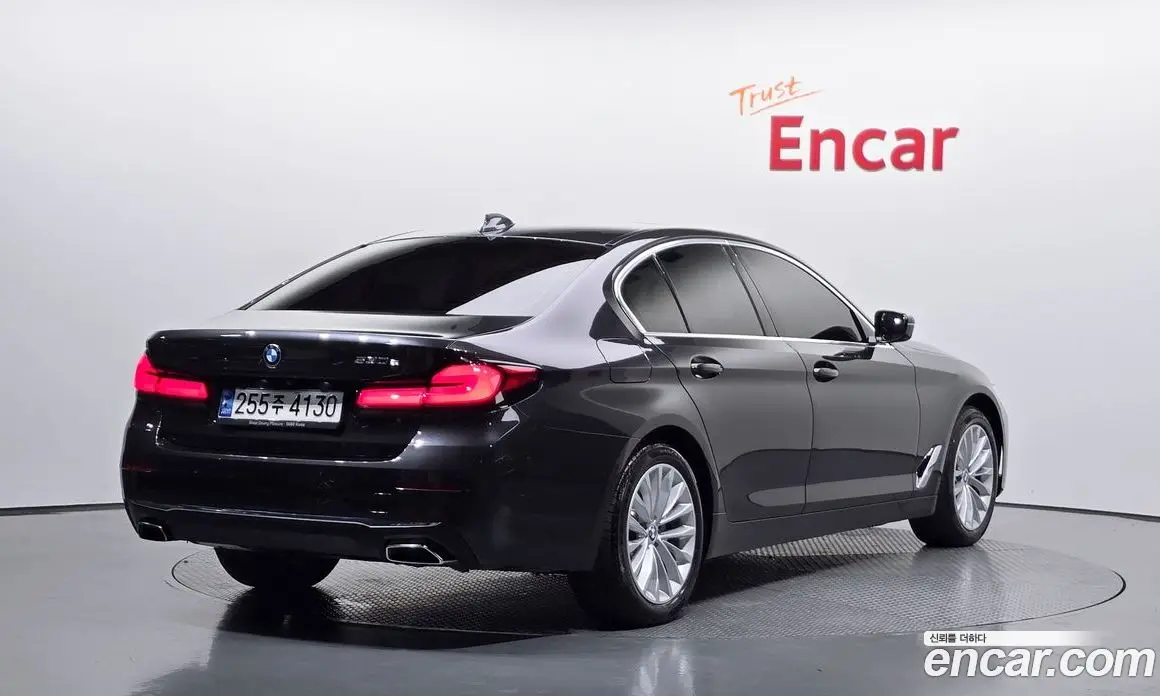BMW 5 серия 2021 2.0 автомат (гидро), фото 1 BMW 5 серия 2021 2.0 автомат (гидро), фото 1
