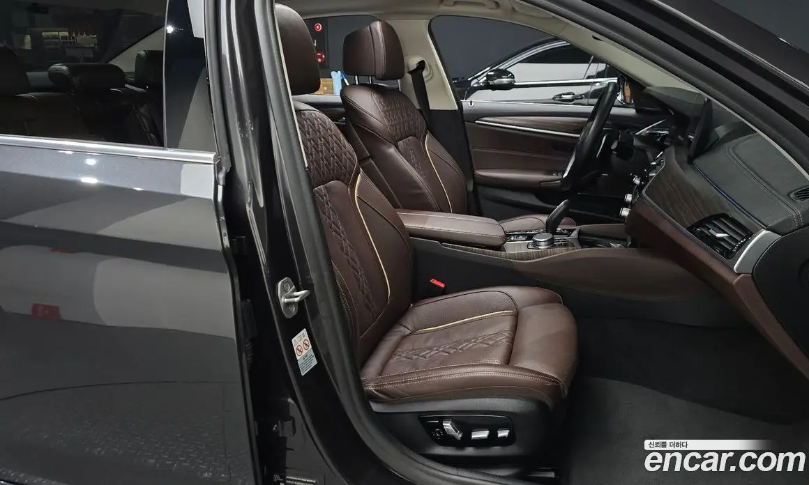 BMW 5 серия 2021 2.0 автомат (гидро), фото 15 BMW 5 серия 2021 2.0 автомат (гидро), фото 15