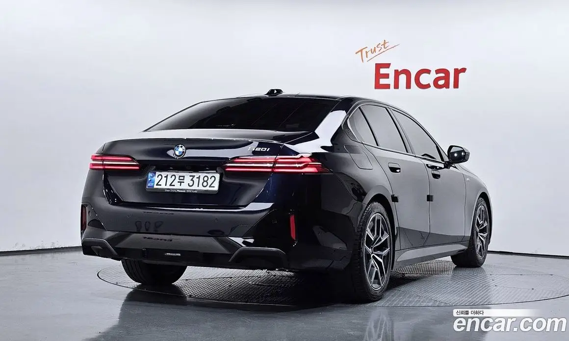BMW 5 серия 2023 2.0 автомат (гидро), фото 2 BMW 5 серия 2023 2.0 автомат (гидро), фото 2
