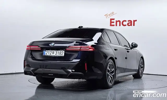 BMW 5 серия 2023 2.0 автомат (гидро), миниатюра 2 BMW 5 серия 2023 2.0 автомат (гидро), миниатюра 2