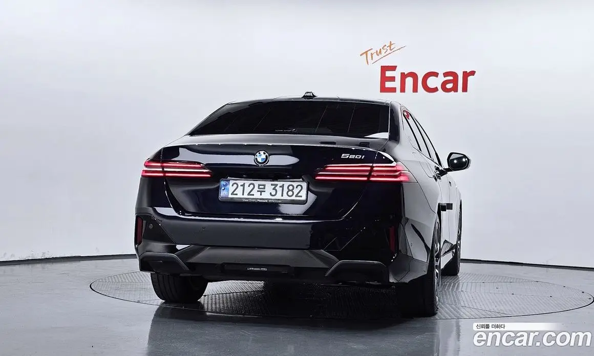BMW 5 серия 2023 2.0 автомат (гидро), фото 4 BMW 5 серия 2023 2.0 автомат (гидро), фото 4