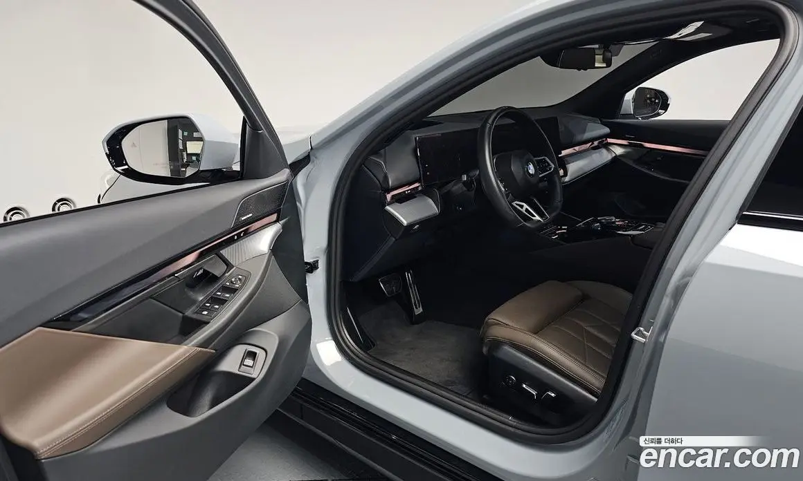 BMW 5 серия 2024 2.0 автомат (гидро), фото 12 BMW 5 серия 2024 2.0 автомат (гидро), фото 12