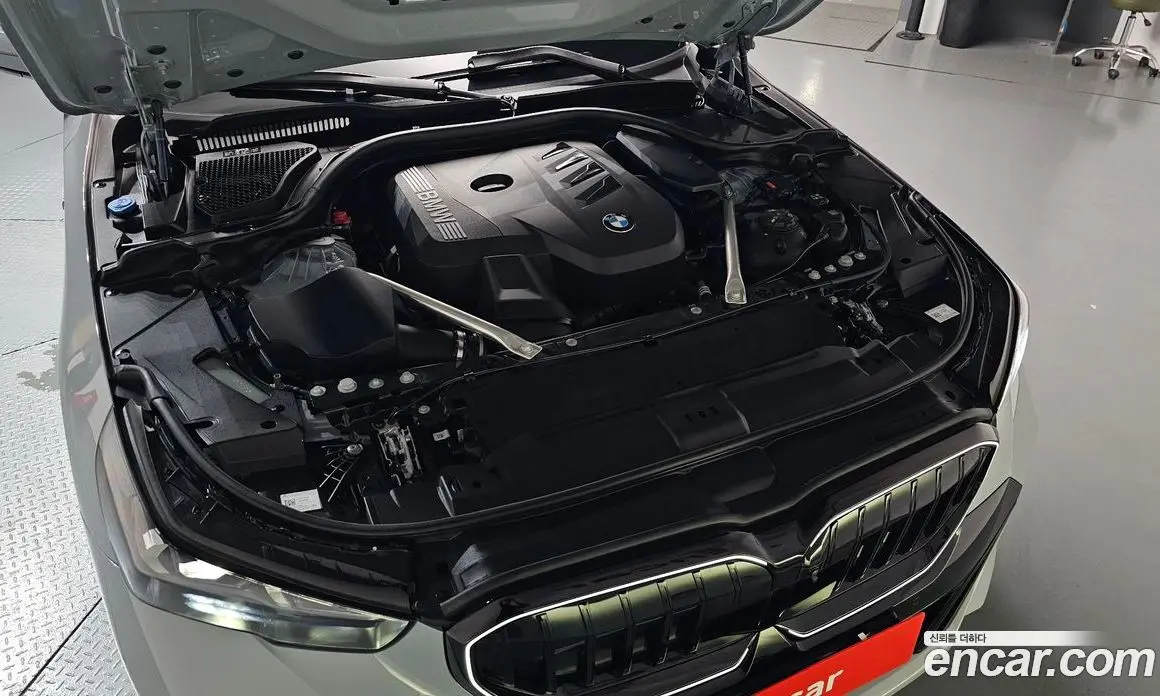 BMW 5 серия 2024 2.0 автомат (гидро), фото 5 BMW 5 серия 2024 2.0 автомат (гидро), фото 5